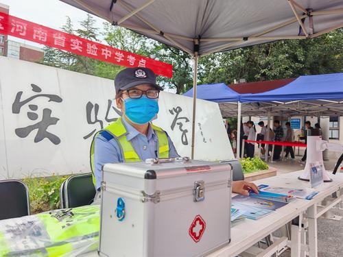 直擊高考現場