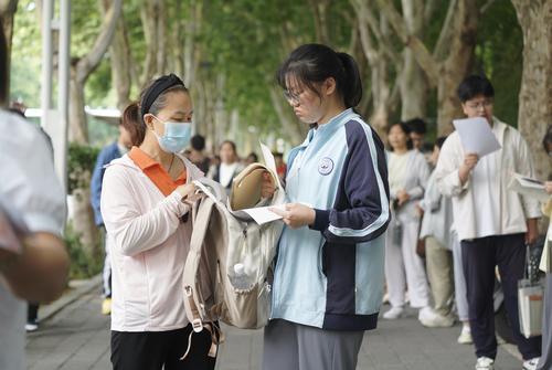 直擊高考現場